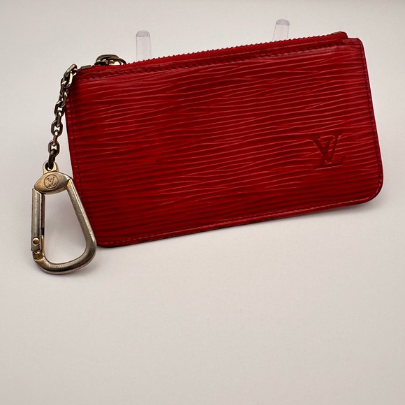 Louis Vuitton red Epi keychain pouch - Picture 2 of 12